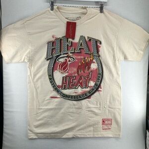 Mitchell & Ness Cream Miami Heat Graphic Tee